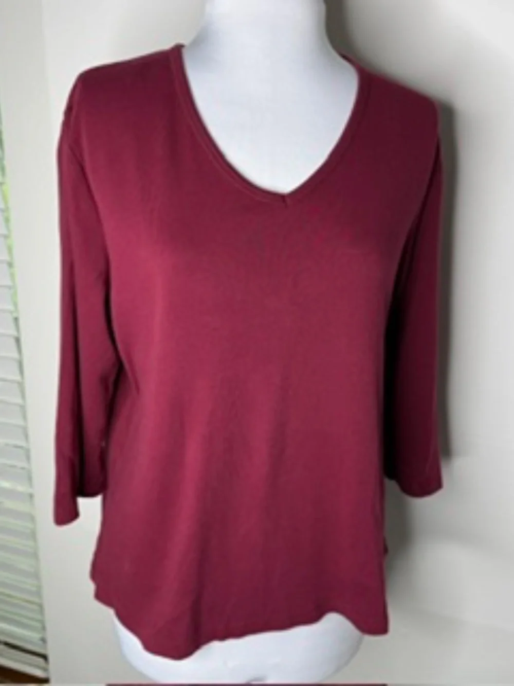Karen Scott V-Neck 3/4 Sleeve Relaxed Silhouette Burgundy Top Size XL
